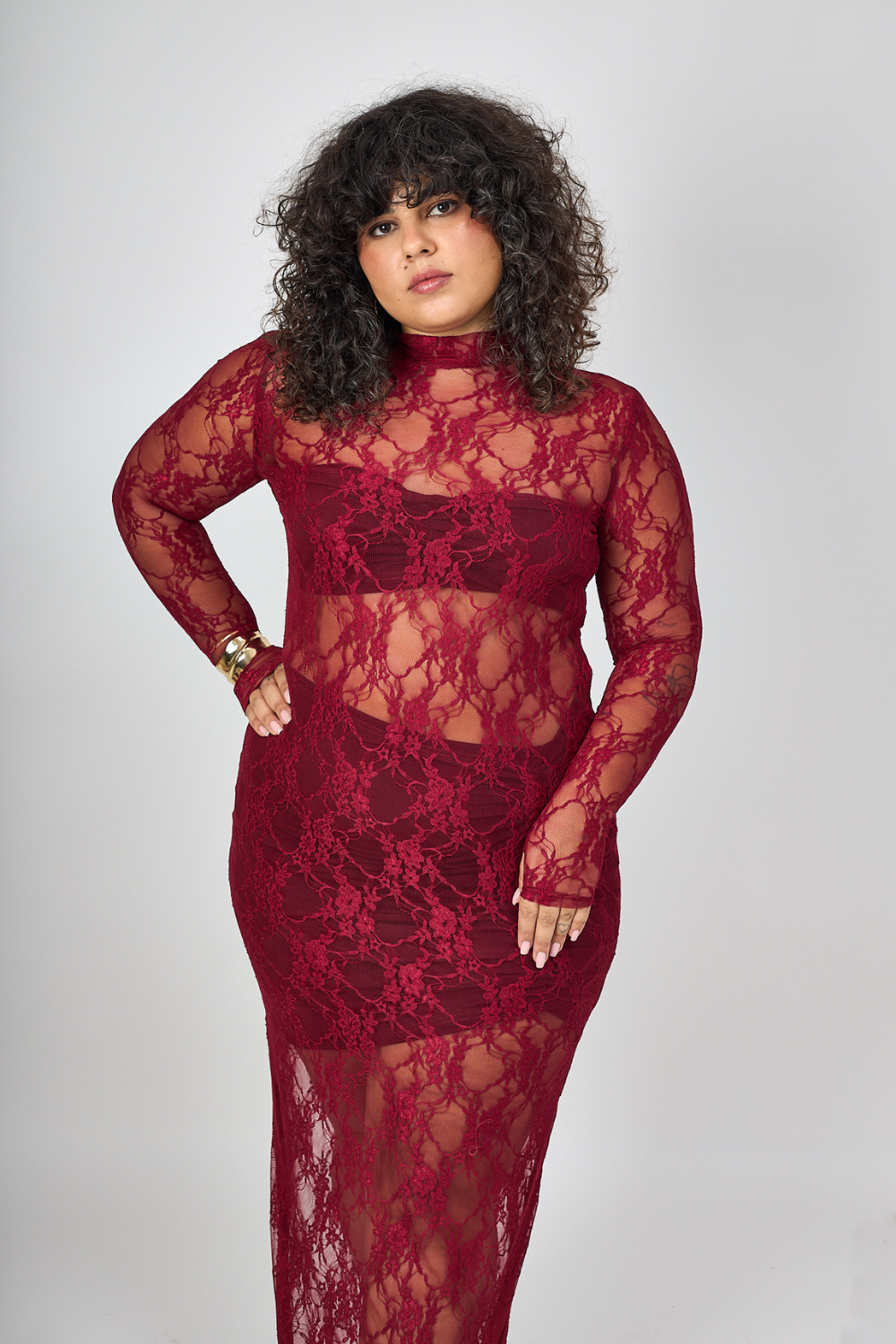 שמלת איזבל תחרה מקסי